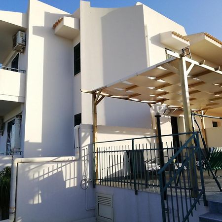 Villetta Rosa Blu מרינה די מודיקה מראה חיצוני תמונה