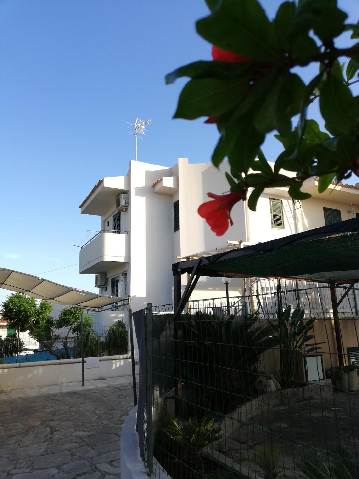 Villetta Rosa Blu מרינה די מודיקה מראה חיצוני תמונה